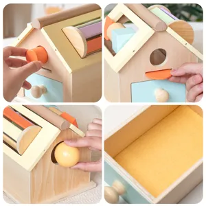Hölzernes Montessori Beschäftigungshaus für Kleinkinder, Früherziehungsspielzeug.