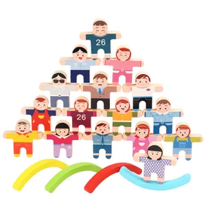 Gioco di bilanciamento in legno per bambini, blocchi di figure simpatici per il divertimento.