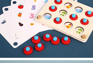 Gioco di memoria in legno per bambini, giocattolo educativo di allenamento concentrazione.