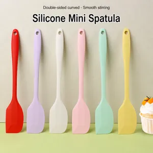 One-piece silicone small spatula set, heat-resistant baking scraper for cream and jam mixing