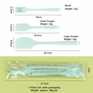 Set di 3 spatole e pennello da olio in silicone per cottura e cucina dolciaria.