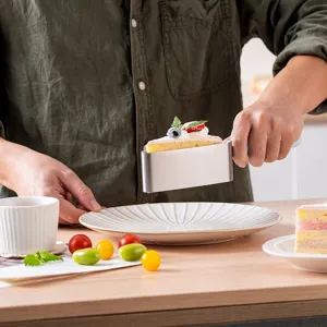 Taglia torte in acciaio inossidabile pratico utensile da forno per festa e compleanno