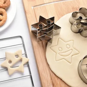 Stainless Steel Smiley Face Cookie Cutter Set Heart Star Flower Biscuit Molds DIY Baking Tools for Kitchen Fondant Cake