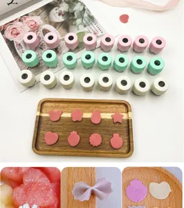 8-Piece Fruit Vegetable Cutter Mold Set Baking Baby Food Cookie Pastry Press Tools