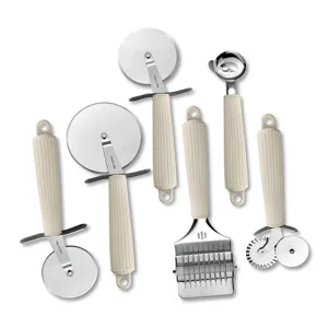 Set di utensili da cucina in acciaio inossidabile con rotelle tagliapizza per uso domestico.