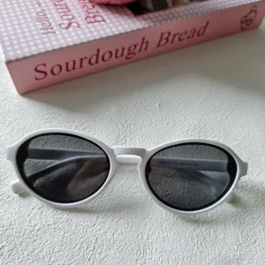 Retro Ovale Sonnenbrille Damen, weißer Rahmen Trend Mode kleine Gesicht Sonnenbr.