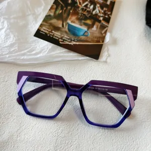 Modisch occhiali da vista quadrati irregolari anti luce blu con design viola bicolore.