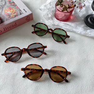 Gafas de Sol Redondas Retro Montura Carey Vintage Protección UV Estilo Callejero Moderno