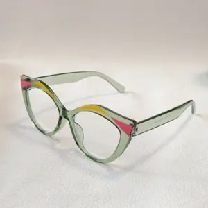 Trendy dopaminiki gyalia oraseos cat-eye anti blue light me omorfo xromatiko sxedio.