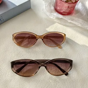 Gafas de sol ojo de gato Y2K retro para mujer, lentes degradadas vintage estilo de la calle.