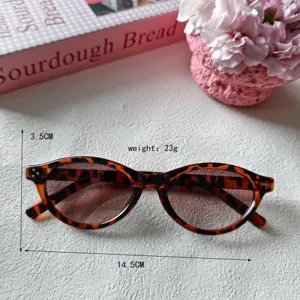 Retro kleine ovale Sonnenbrille mit Schildpattmuster fuer Damen Outdoor UV Schutz Modisch.