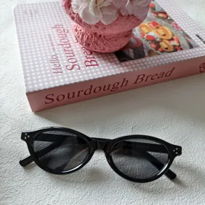 Retrorad kleine ovale Sonnenbrille, schwarze Vintage Mode Sonnenbrille fur den Alltag.
