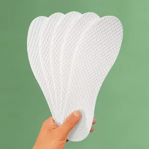 Solette monouso bianche per estate traspiranti assorbenti sudore ritagliabili per scarpe.
