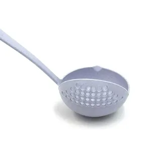 Long handle 2-in-1 hot pot soup strainer spoon wheat straw colander kitchen tool.