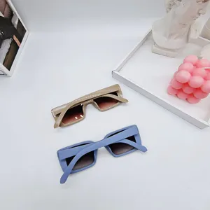 Chique vierkante zonnebril voor dames stijlvol dik montuur retro brillen trendy mode