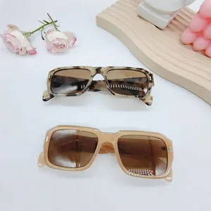 Occhiali da sole quadrati retro donna uomo eleganti tartaruga marrone vintage chic