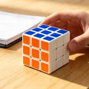 Cubo de velocidad 3x3 de alta calidad rotación fluida juguete de puzzle para principiantes
