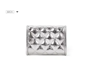 Silberne metallische gesteppte Mini Geldbörse Kartenetui, weiches Leder Klapp-Münzfach Damen.