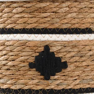 Panier de rangement tissé en jonc de mer fait à la main avec motif noir et blanc