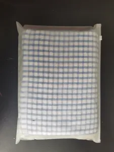 Asciugamano da cucina a quadri blu e bianco in busta con zip opaca dettaglio