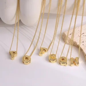 Collier pendentif lettre alphabet plaqué or chaîne clavicule minimaliste bijou chic.