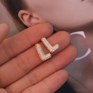 Exquisite letter L micro-pave zirconia earrings, trendy gold fashion jewelry for women daily.