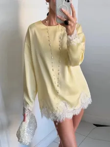 Women's French Elegant Solid Color Crew Neck Long Sleeve T-Shirt Lace Patchwork Casual Regular Fit Top