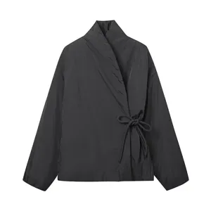 Mujer chaqueta acolchada kimono negra invierno cálido cinturón anudado abrigo casual