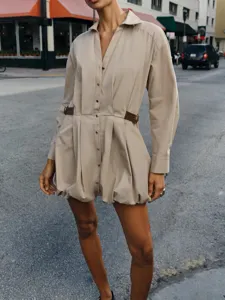 Elegante abito corto chic kaki a maniche lunghe con collo a risvolto vista principale
