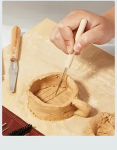 Pottenbakkerij gereedschapset met houten handvat snijmes voor DIY klei boetseren.