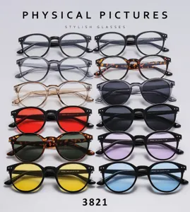 Vintage runde Sonnenbrille und Klarsichtbrille Set, farbige Gläser, minimalistisches Modedesign.