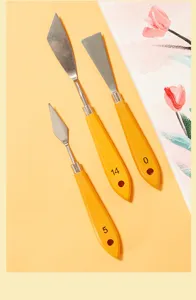 3-piece palette knife set with wooden handles and metal blades for oil acrylic painting.