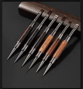 Set di pennelli per nail art a doppia punta con manico in legno per linee e costruzione gel.
