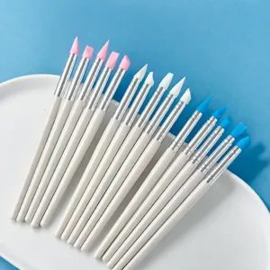 Penne in Silicone Professionali per Nail Art Strumento per Intaglio e Goffratura Manico in Legno Pennelli per Punteggiatura Accessori per Manicure