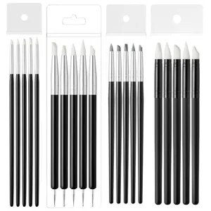Set di pennelli in silicone per nail art, intaglio e goffratura, manici neri, 4 pezzi.