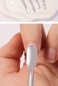 Edelstahl Nagelhautschieber und Nagelreiniger Werkzeug, professionelle Maniküre Nagelpflege.