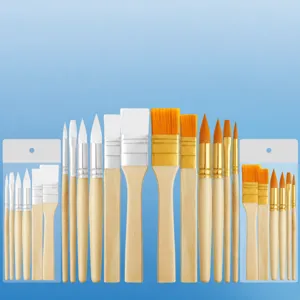Professionelles Nylon-Pinsel-Set mit Holzgriffen fur Kunstler, ideal fur Acryl und Olmalerei.