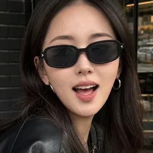 Trendige Quadratische Sonnenbrille Damen Herren Retro Rechteck Rahmen UV400 Schutz Hip Hop Street Style Shades Mode Brille