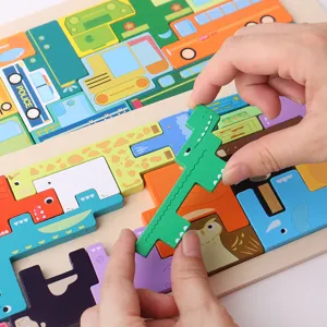 Blocchi di puzzle 3D in legno animali e traffico giocattolo educativo precoce