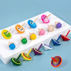 Ensemble de jouets de toupies en bois pour enfants decompression de bureau et grand plaisir.