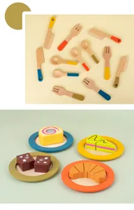 Set di giocattoli da tè in legno con torta colorata e dettagli di posate per bambini.