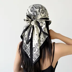 Retro Paisley Druck Seidenschal Damen Vintage Bandana Kopftuch Wickel Schal Haar-Accessoire