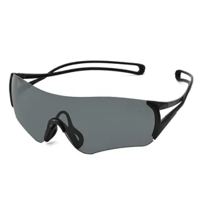 Occhiali da sole sportivi alla moda per ciclismo all'aperto, protezione solare per trekking.