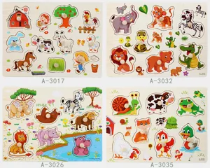 Detalle del rompecabezas de madera con animales para niños, ideal para el aprendizaje temprano.