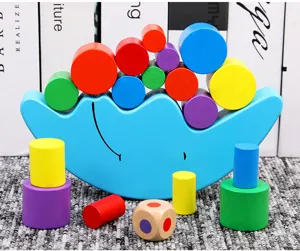 Gioco di blocchi impilabili di equilibrio della luna in legno per bambini educativo precoce.