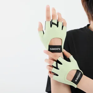 Lichtgroene vingerloze fitnesshandschoenen voor heren en dames, ademende sport handschoenen.