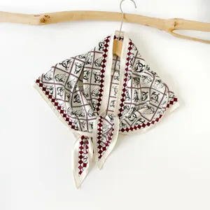 Women fashion silk scarf vintage horse print triangle head wrap elegant summer neckerchief