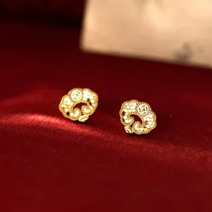 Exquises boucles d'oreilles clous ruyi en argent 925 avec motif de pièces, rétro élégant.