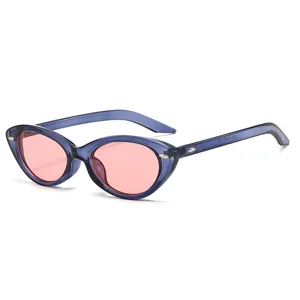 Klassische Vintage Katzenauge Sonnenbrille transparenter blauer Rahmen UV-Schutz Gläser
