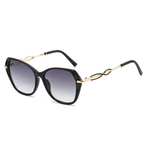 Modische Oversize Sonnenbrille mit Farbverlauf und hohlen Metallbuegeln für Damen schick